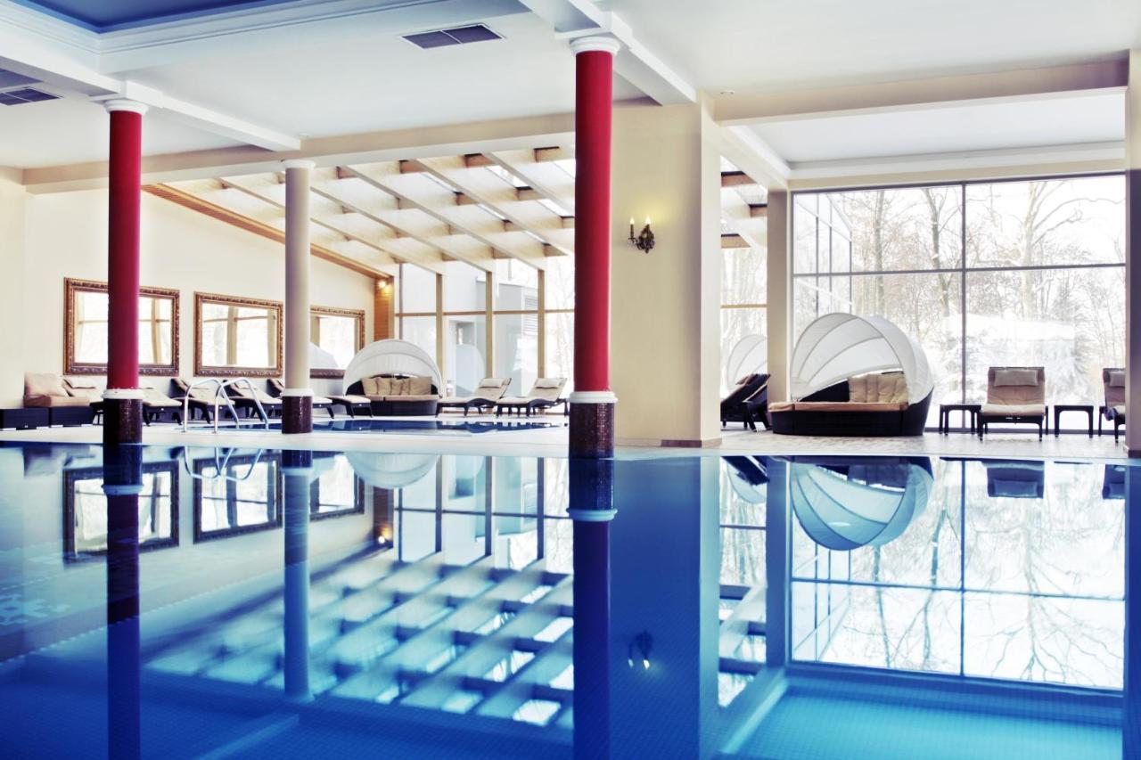 Palac Zelechow Spa & Wellness ภายนอก รูปภาพ