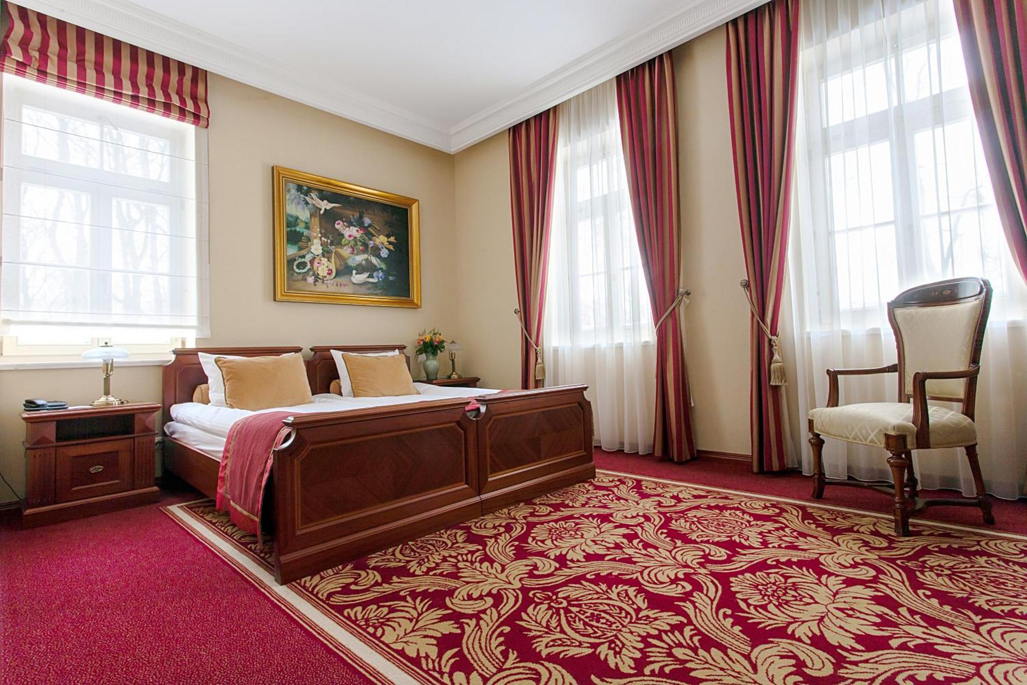Palac Zelechow Spa & Wellness ภายนอก รูปภาพ