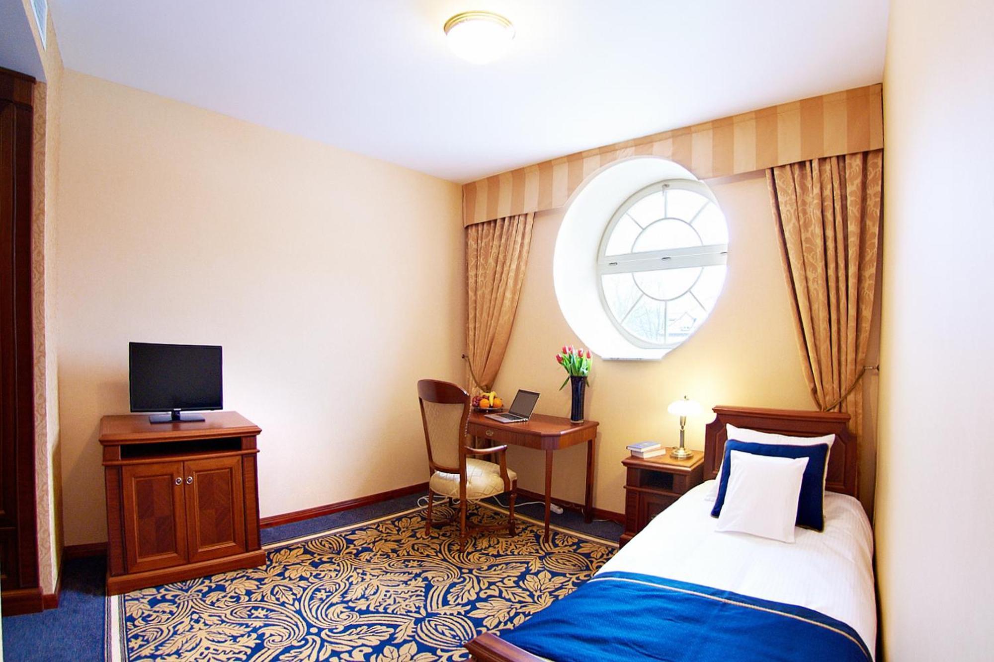 Palac Zelechow Spa & Wellness ภายนอก รูปภาพ
