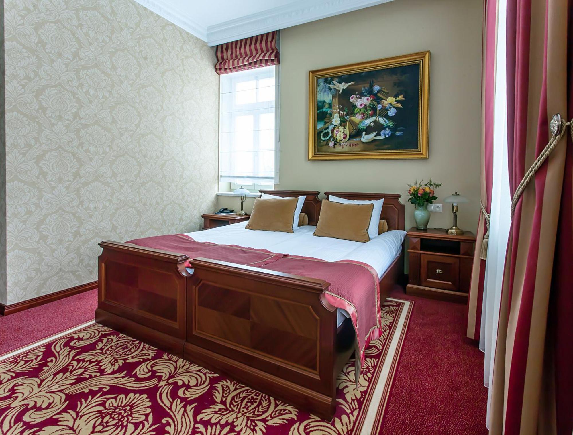 Palac Zelechow Spa & Wellness ภายนอก รูปภาพ