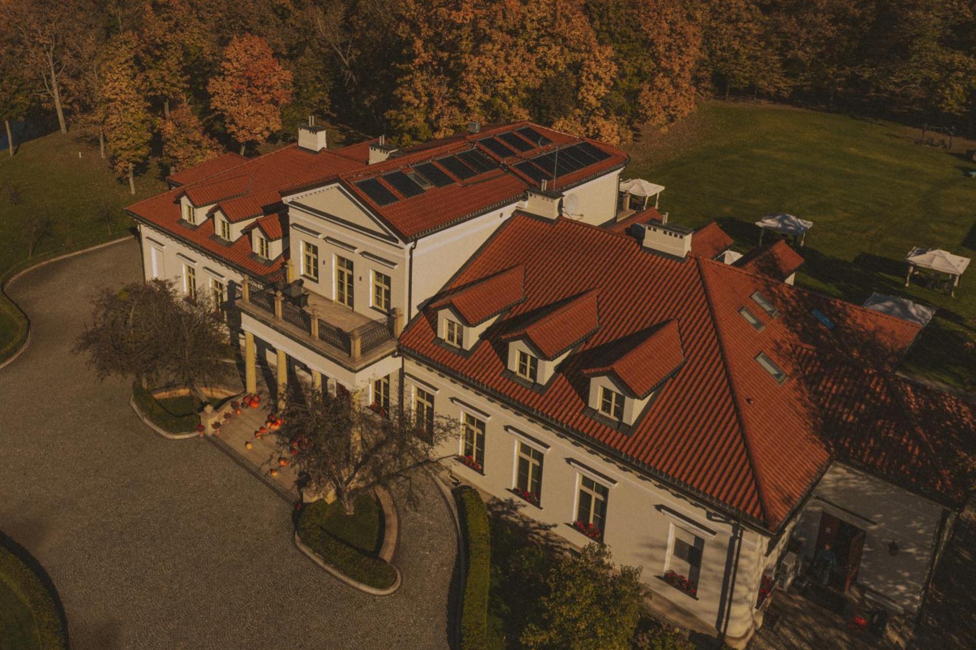 Palac Zelechow Spa & Wellness ภายนอก รูปภาพ