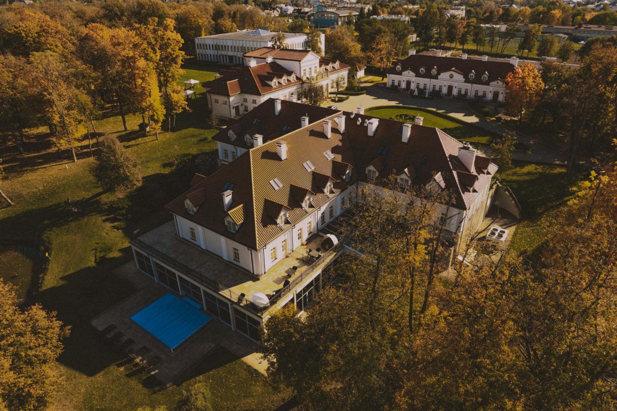 Palac Zelechow Spa & Wellness ภายนอก รูปภาพ