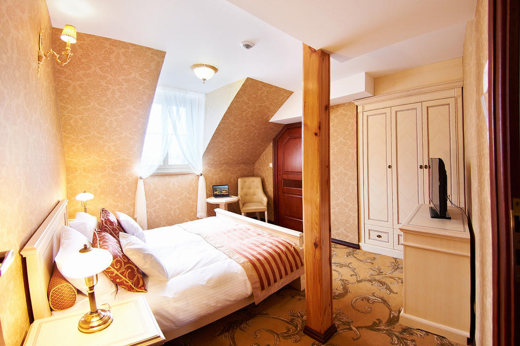 Palac Zelechow Spa & Wellness ภายนอก รูปภาพ